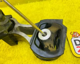 Подушка двигателя Honda