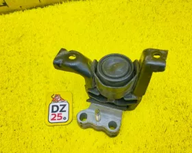 Подушка двигателя Toyota