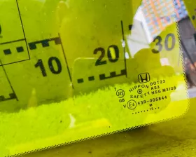Стекло собачника Honda