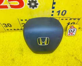 Подушка безопасности водителя Honda
