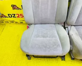 СИДЕНИЕ ПАРА Toyota