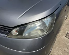 Фара Nissan