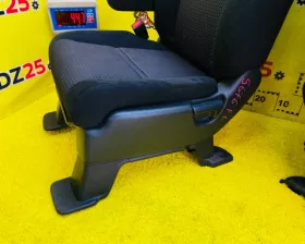 СИДЕНИЕ ПАРА Honda