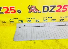 Пластик замка багажника TOYOTA LAND CRUISER 2004/Цвет 070 5857460040A1 UZJ100W 2UZFE, задний