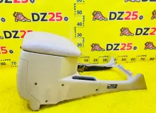 Бардачок между сиденьями TOYOTA LAND CRUISER 2004/Цвет 070 5808160011A0 UZJ100W 2UZFE, передний