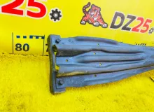 Крепление запасного колеса TOYOTA LAND CRUISER 2004/Цвет 070 5128160111 UZJ100W 2UZFE, заднее