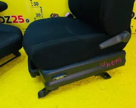 Сидение комплект TOYOTA