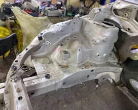 Лонжерон TOYOTA