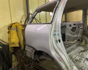 Крыло заднее TOYOTA