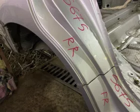Крыло заднее TOYOTA