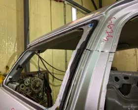 Крыло заднее TOYOTA