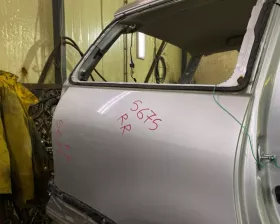 Крыло заднее TOYOTA