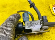 Клапан включения 4wd DAIHATSU BEGO 2007/Цвет S28 89470B4010 J210G 3SZVE, передний