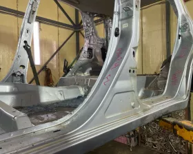Порог кузова Toyota