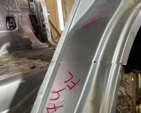 Порог кузова Toyota
