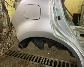 Крыло заднее TOYOTA