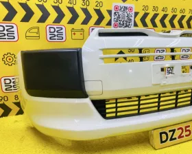 Бампер TOYOTA
