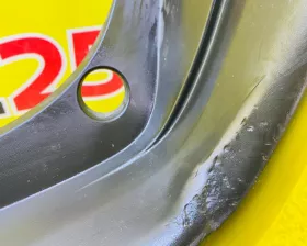 Бампер TOYOTA