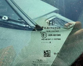 Лобовое стекло Honda