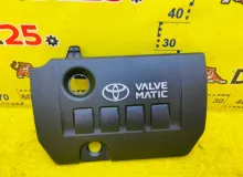 Пластиковая крышка на двс TOYOTA ISIS 2012 1121237030 ZGM15W 2ZRFAE, передняя