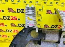 Обшивка багажника TOYOTA ISIS 2012 6474044511B2 ZGM15W 2ZRFAE, задняя левая