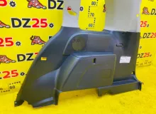 Обшивка багажника TOYOTA ISIS 2012 6473044510B0 ZGM15W 2ZRFAE, задняя правая
