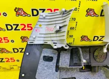 Обшивка багажника TOYOTA ISIS 2012 6473044510B0 ZGM15W 2ZRFAE, задняя правая