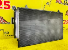 Радиатор кондиционера TOYOTA ISIS 2012 8846044570 ZGM15W 2ZRFAE, передний
