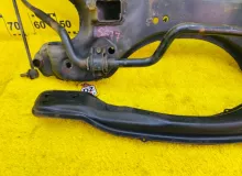 Балка под двс TOYOTA ISIS 2012 5120120370 ZGM15W 2ZRFAE, передняя