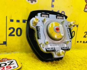 Подушка безопасности водителя Toyota