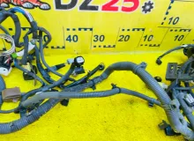 Коса под капот TOYOTA ISIS 2012 8211544121 ZGM15W 2ZRFAE, передняя