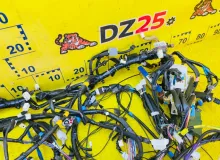 Коса под торпеду TOYOTA ISIS 2012 8214144K12 ZGM15W 2ZRFAE, передняя