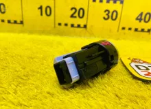 Кнопка старта TOYOTA ISIS 2012 8961130062 ZGM15W 2ZRFAE, передняя