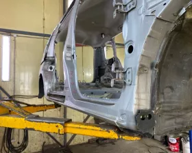 Порог кузова Toyota