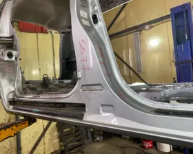 Порог кузова Toyota