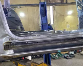 Порог кузова Toyota