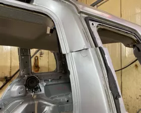 Крыло заднее Toyota