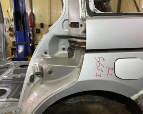 Крыло заднее Toyota