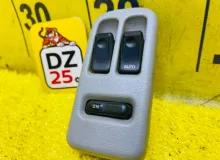 Блок управления стеклоподъемниками MAZDA BONGO FRIENDEE 1995 S09A6635009 SGLR WLT, передний