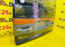 Дверь 5я MAZDA BONGO FRIENDEE 1995 S05D62020F SGLR WLT, задняя