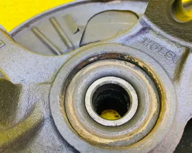 Ступица Mazda