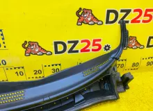 Жабо NISSAN WINGROAD 2009/Цвет QX1 66862JJ00A Y12 HR15DE, переднее
