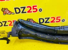 Жабо NISSAN WINGROAD 2009/Цвет QX1 66862JJ00A Y12 HR15DE, переднее