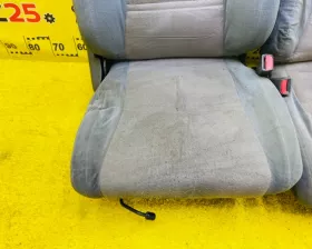 СИДЕНИЕ ПАРА Toyota