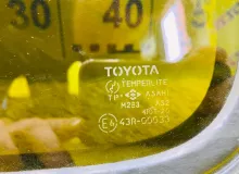 Стекло собачника TOYOTA LAND CRUISER 1995 6271260030 HDJ81V 1HDFT, заднее левое