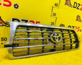Решетка радиатора Toyota