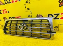 Решетка радиатора TOYOTA LAND CRUISER 1995 5310160130 HDJ81V 1HDFT, передняя