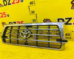 Решетка радиатора Toyota