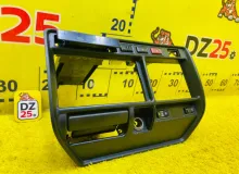 Консоль магнитофона TOYOTA LAND CRUISER 1995 5541260100 HDJ81V 1HDFT, передний