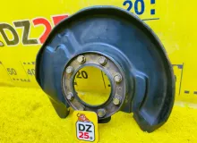 Кожух тормозного диска TOYOTA LAND CRUISER 1995 4778260100 HDJ81V 1HDFT, передний левый